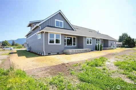 400 W 3rd Street Sumas WA 98247