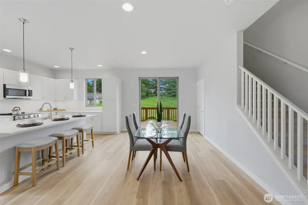 12506 SE 256th Place Kent WA 98030