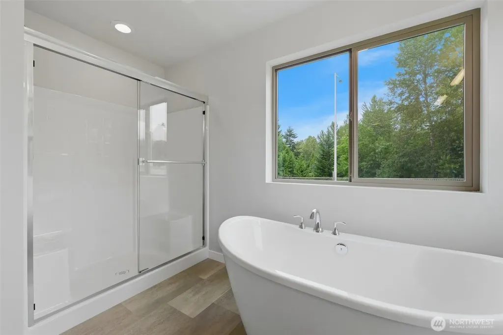 12506 SE 256th Place Kent WA 98030