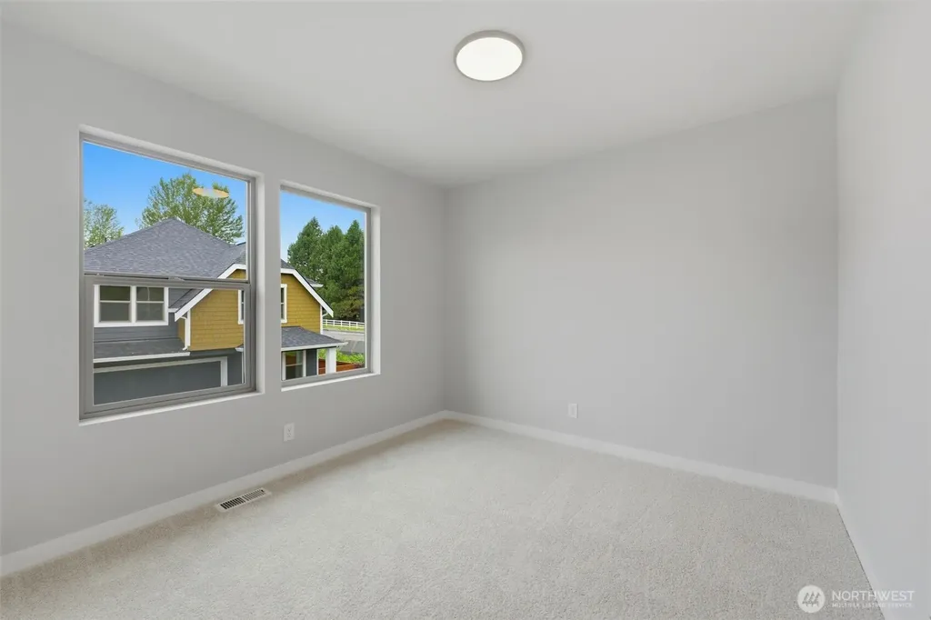 12506 SE 256th Place Kent WA 98030