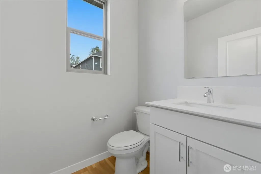 12506 SE 256th Place Kent WA 98030