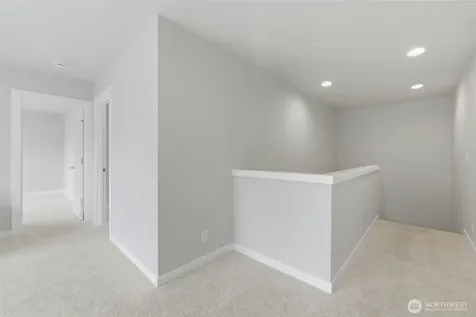 12506 SE 256th Place Kent WA 98030