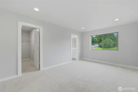 12506 SE 256th Place Kent WA 98030