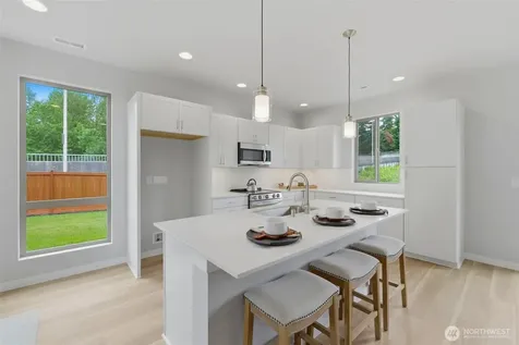 12506 SE 256th Place Kent WA 98030