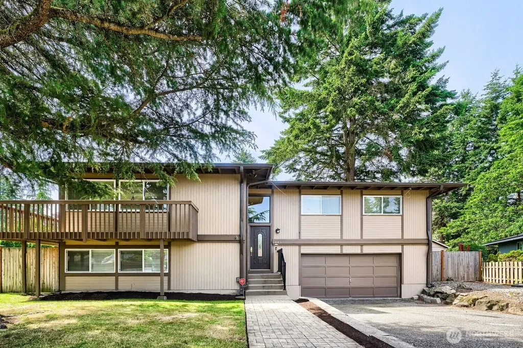 4437 NE 23rd Court Renton WA 98059