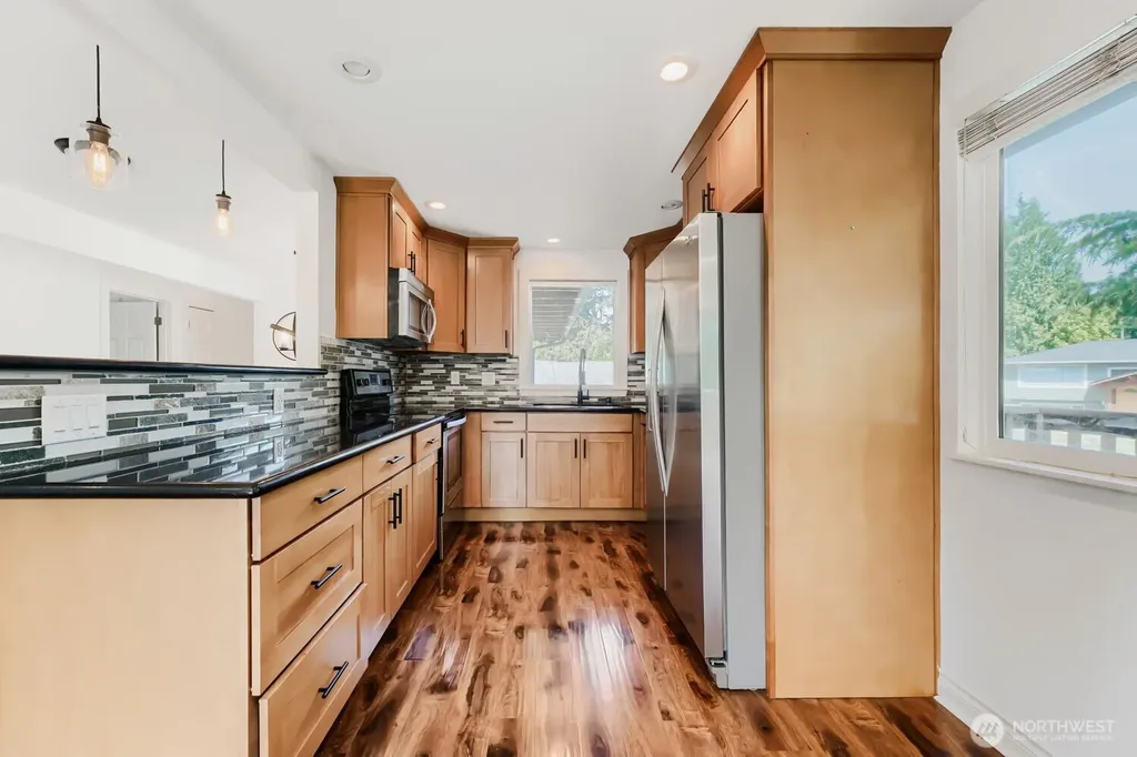 4437 NE 23rd Court Renton WA 98059