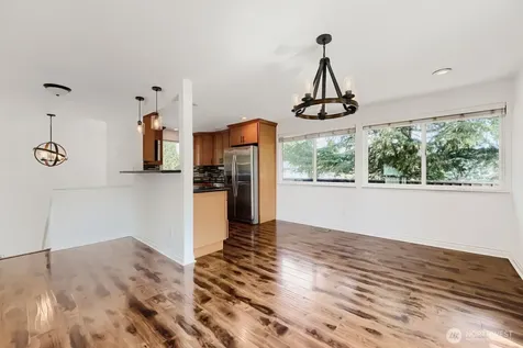 4437 NE 23rd Court Renton WA 98059