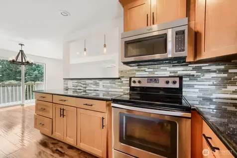 4437 NE 23rd Court Renton WA 98059