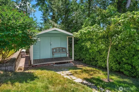505 S 26th Street Renton WA 98055