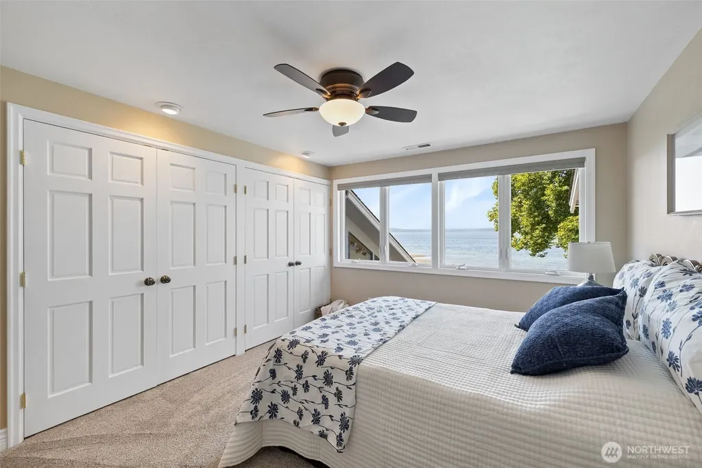 18141 Normandy Terrace SW Normandy Park WA 98166