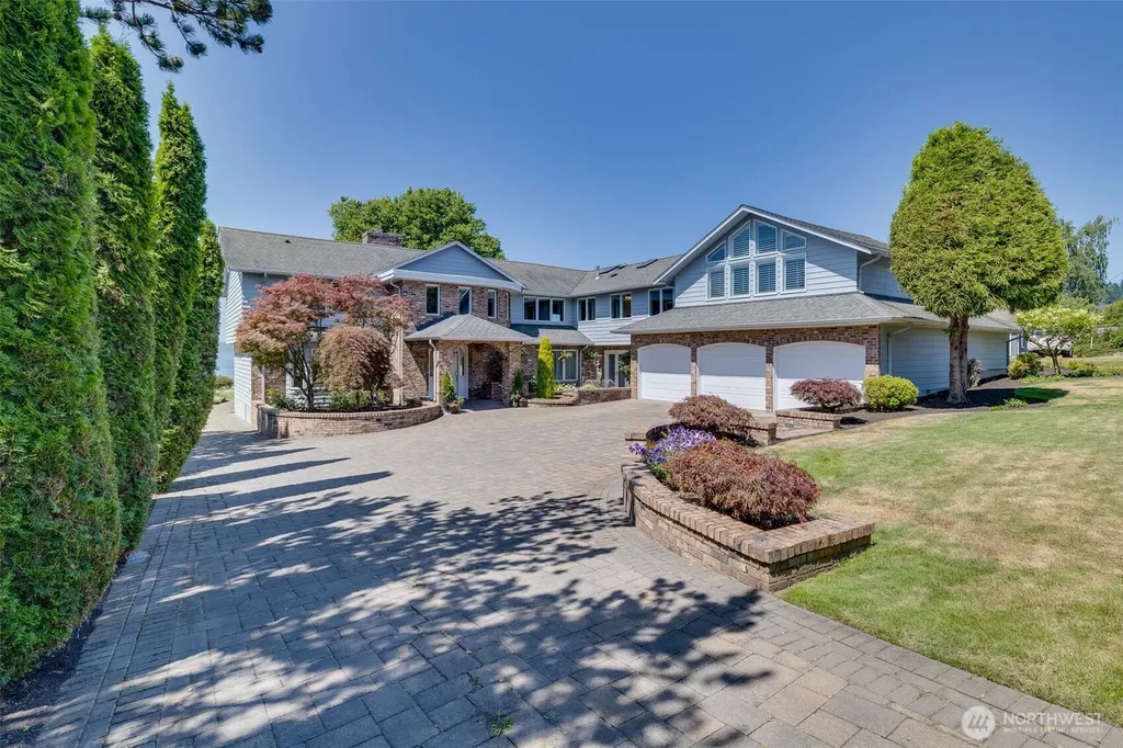 18141 Normandy Terrace SW Normandy Park WA 98166