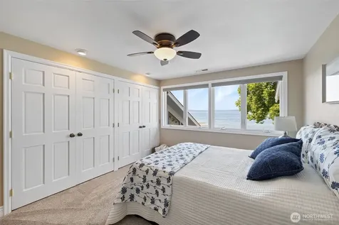 18141 Normandy Terrace SW Normandy Park WA 98166