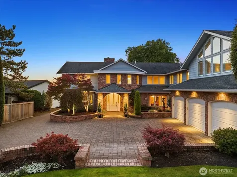 18141 Normandy Terrace SW Normandy Park WA 98166