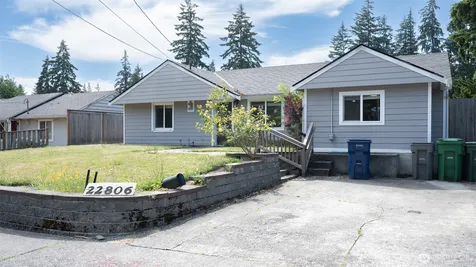 22806 53rd Avenue W Mountlake Terrace WA 98043