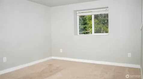 22806 53rd Avenue W Mountlake Terrace WA 98043