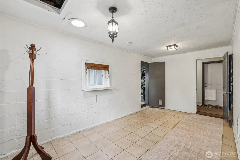 1019 W 37th Street Vancouver WA 98660
