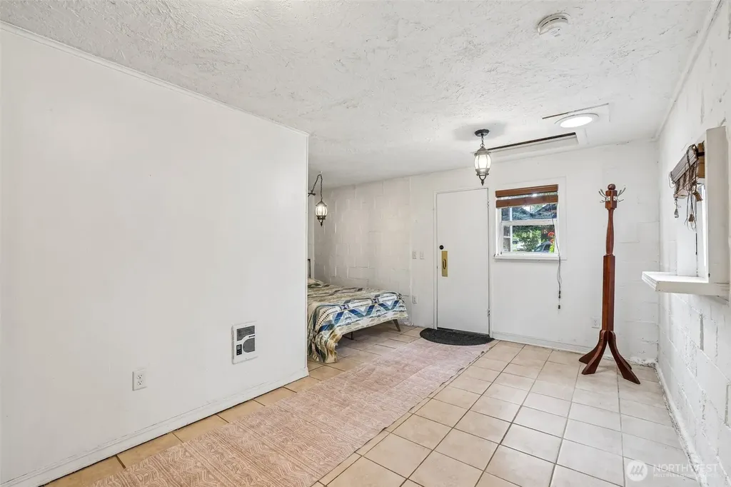 1019 W 37th Street Vancouver WA 98660