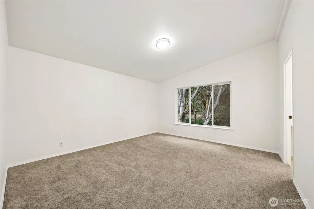 9421 21st Avenue E Tacoma WA 98445
