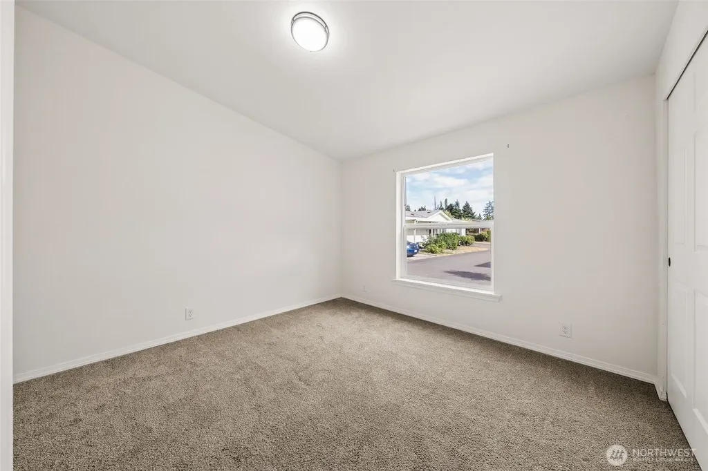 9421 21st Avenue E Tacoma WA 98445