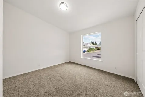 9421 21st Avenue E Tacoma WA 98445