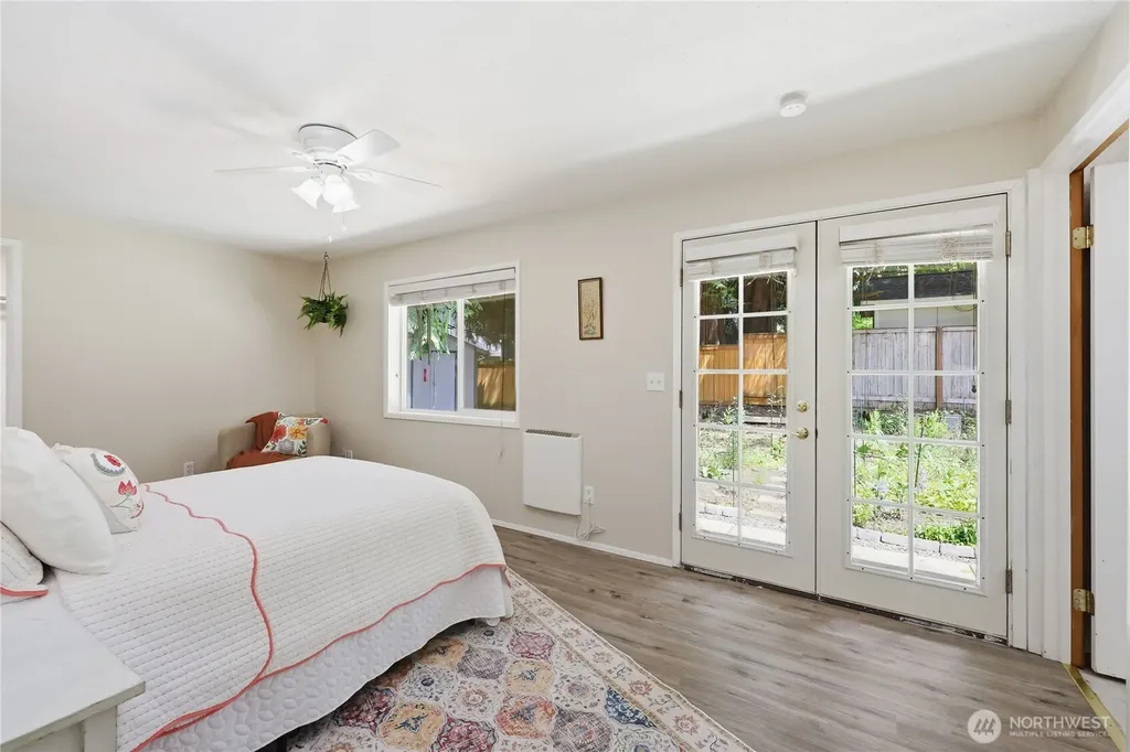 22250 NE Sea Vista Poulsbo WA 98370