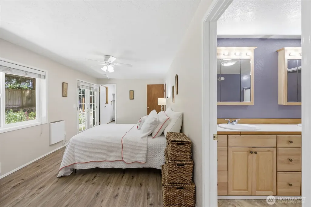 22250 NE Sea Vista Poulsbo WA 98370