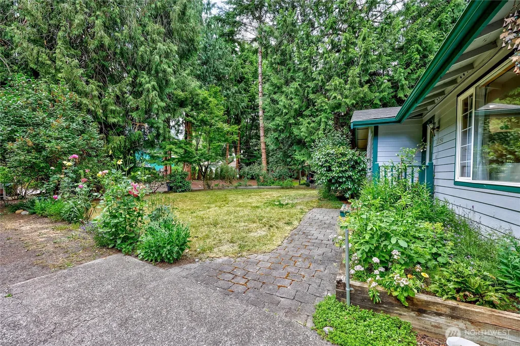 22250 NE Sea Vista Poulsbo WA 98370