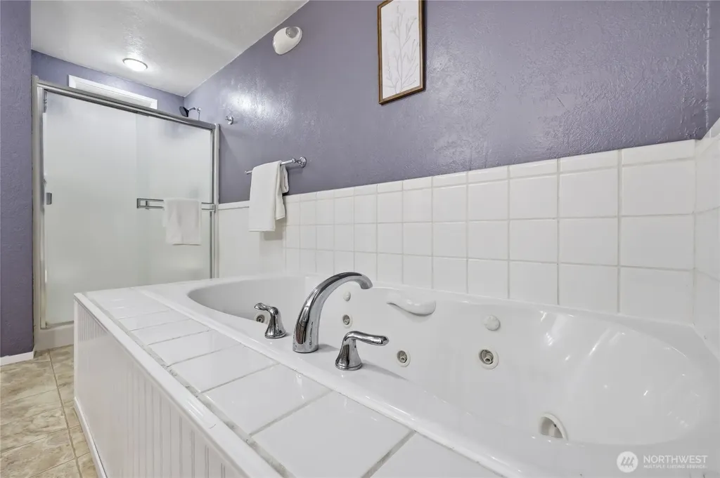 22250 NE Sea Vista Poulsbo WA 98370