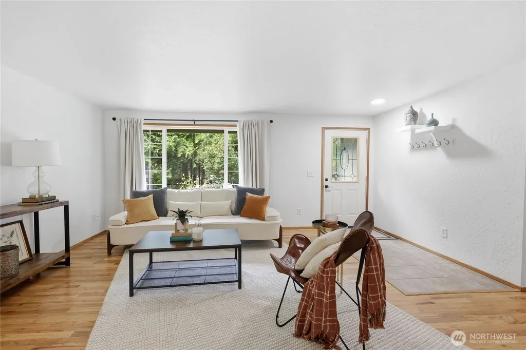 22250 NE Sea Vista Poulsbo WA 98370