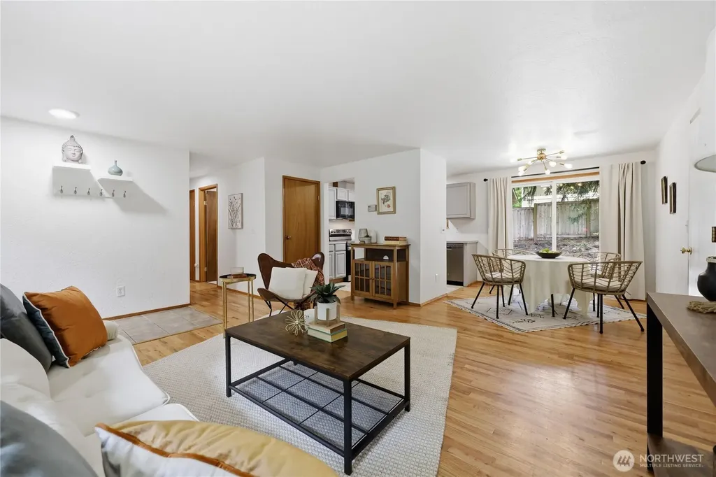 22250 NE Sea Vista Poulsbo WA 98370