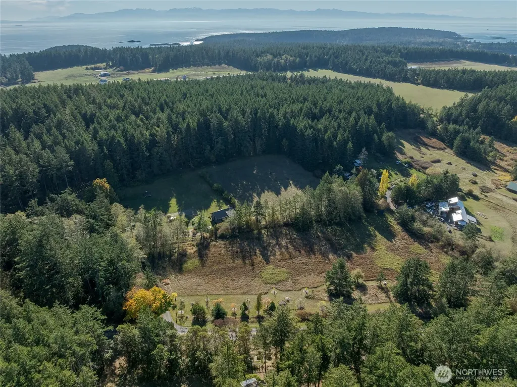 4071 Mud Bay Lopez Island WA 98261