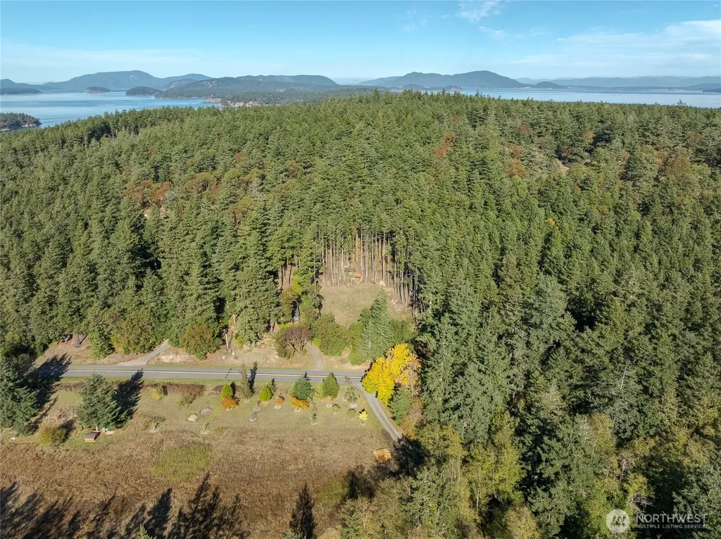 4071 Mud Bay Lopez Island WA 98261