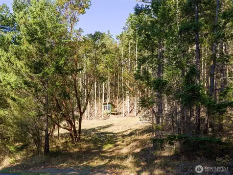 4071 Mud Bay Lopez Island WA 98261