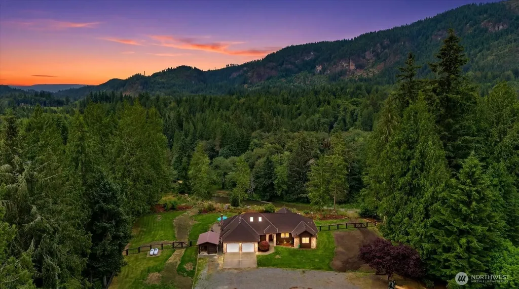 15619 N Trangen Loop Road Arlington WA 98223