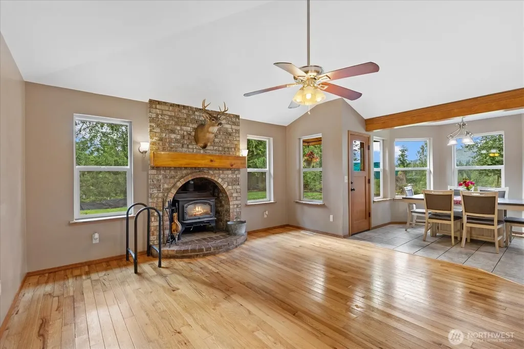 15619 N Trangen Loop Road Arlington WA 98223
