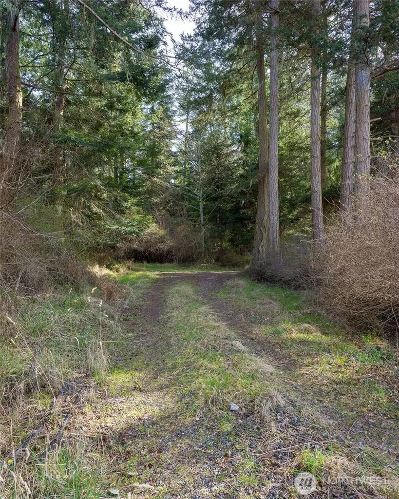 4722 Mud Bay Road Lopez Island WA 98261