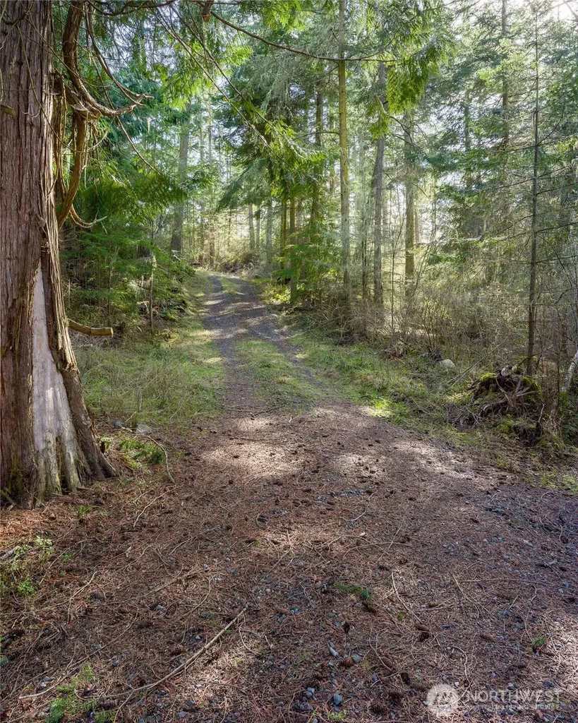 4722 Mud Bay Road Lopez Island WA 98261