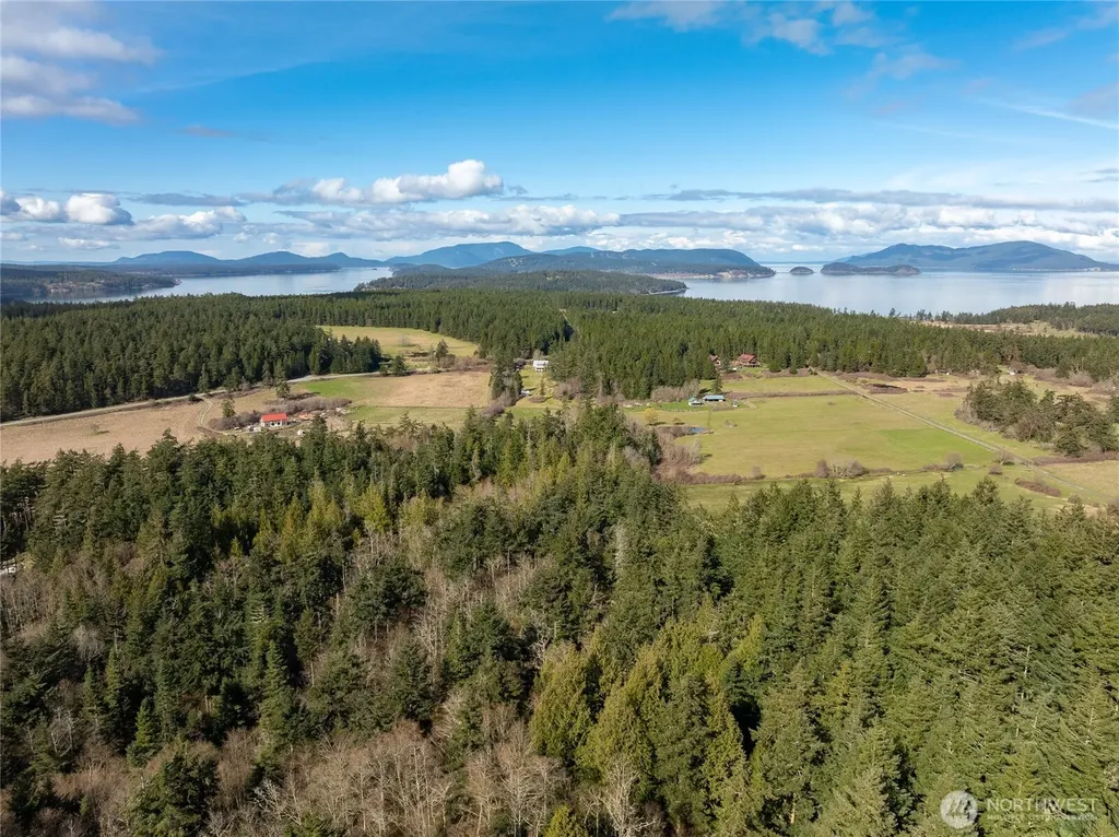 4722 Mud Bay Road Lopez Island WA 98261