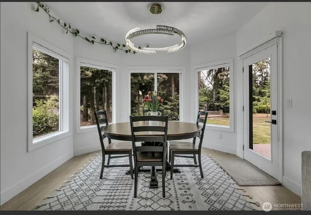 16619 41st Street E Lake Tapps WA 98391