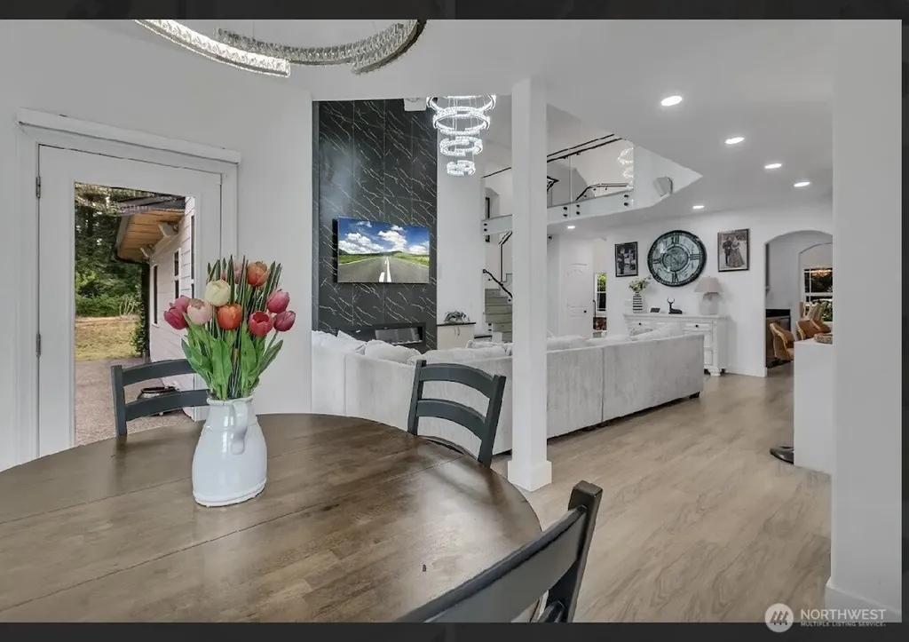 16619 41st Street E Lake Tapps WA 98391