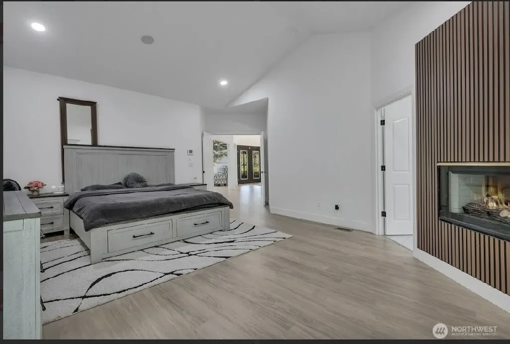 16619 41st Street E Lake Tapps WA 98391