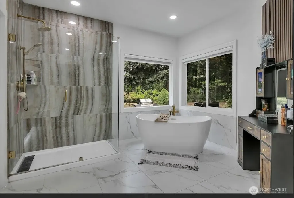 16619 41st Street E Lake Tapps WA 98391