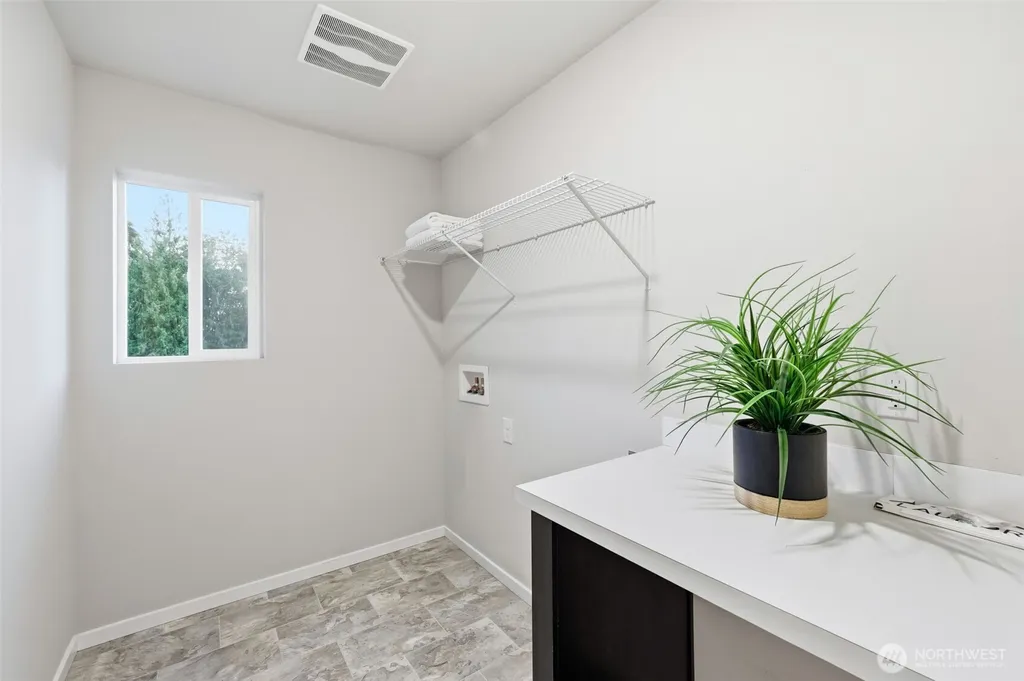 2045 81st Avenue E Edgewood WA 98371