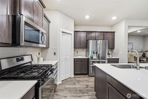 2045 81st Avenue E Edgewood WA 98371