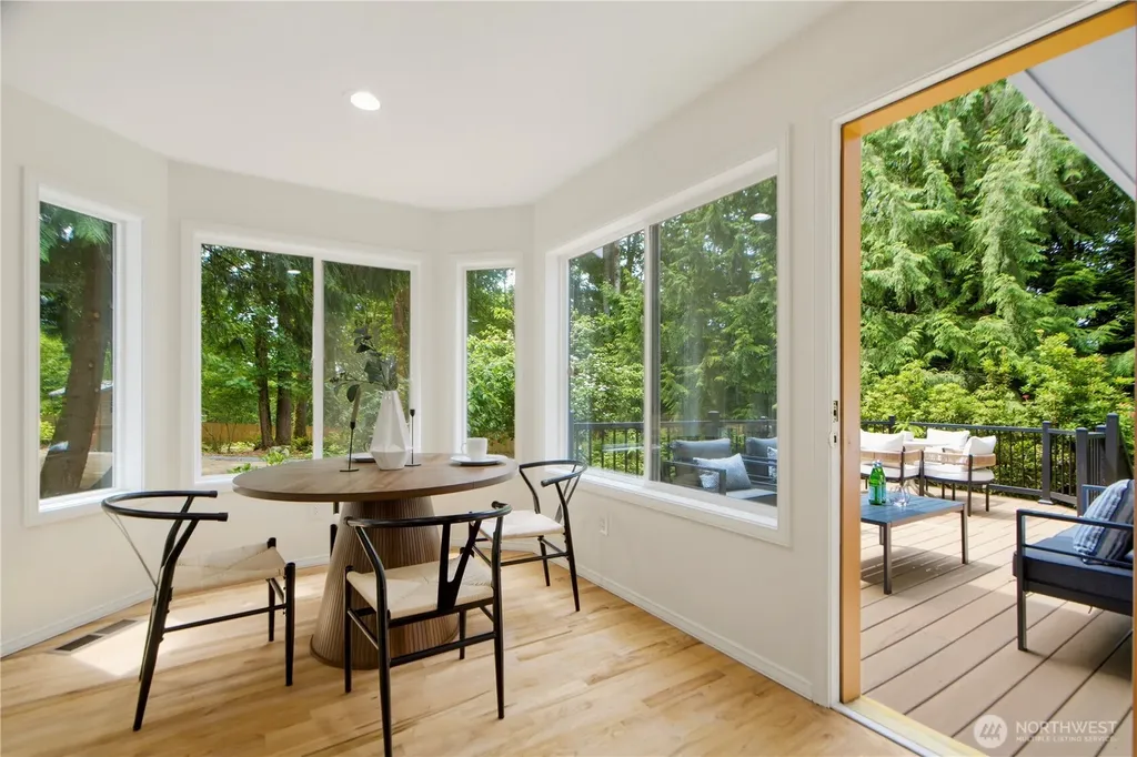 21339 NE 97th Place Redmond WA 98053