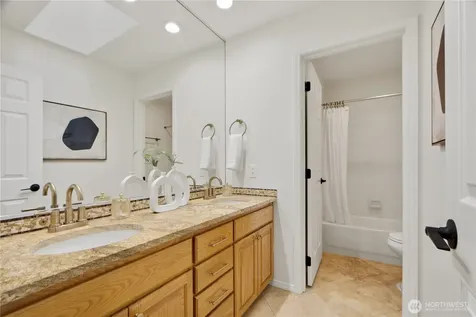 21339 NE 97th Place Redmond WA 98053