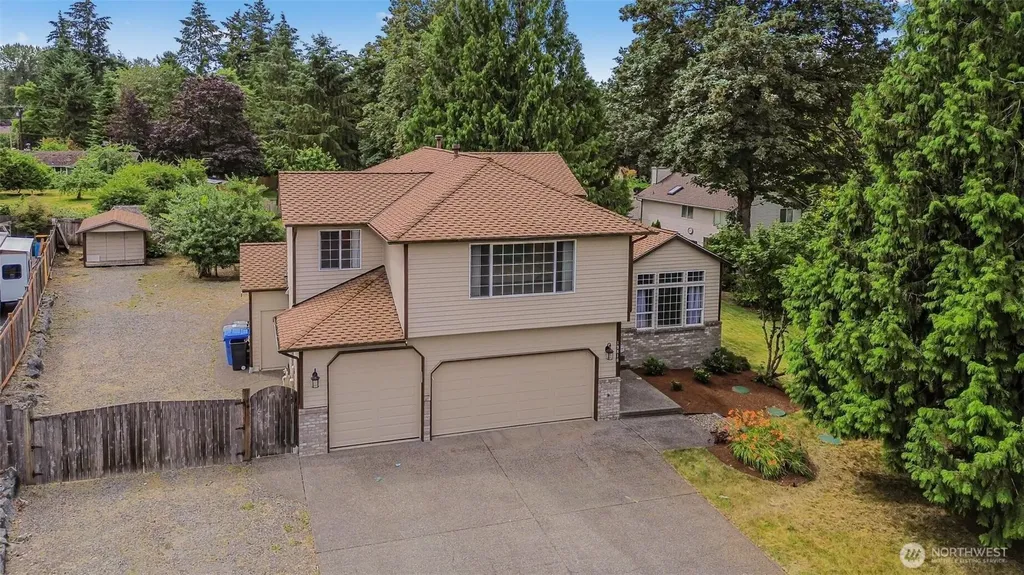19810 11th Street E Lake Tapps WA 98391