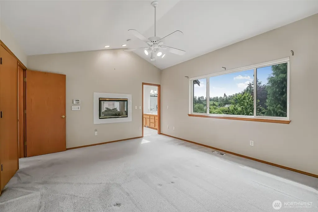 19810 11th Street E Lake Tapps WA 98391