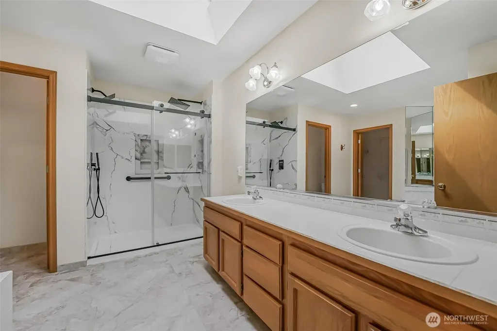 19810 11th Street E Lake Tapps WA 98391