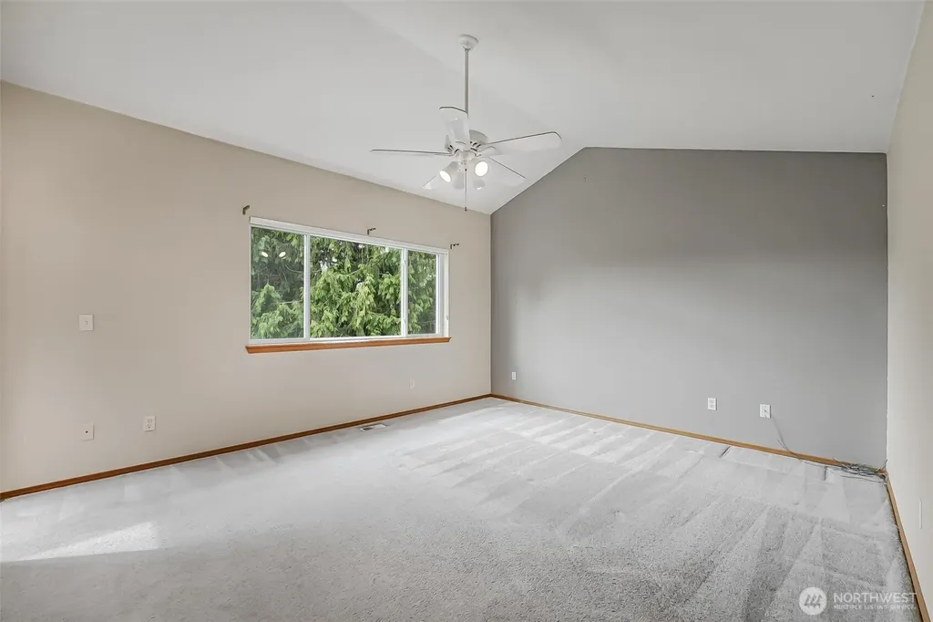 19810 11th Street E Lake Tapps WA 98391